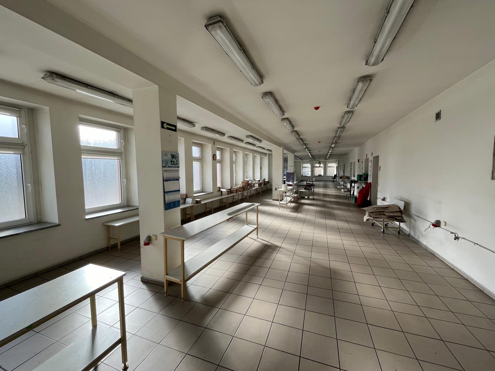 Production and service hall on the ground floor of the building.