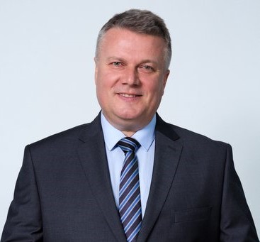 Burmistrz Dzierżoniowa Dariusz Kucharski
