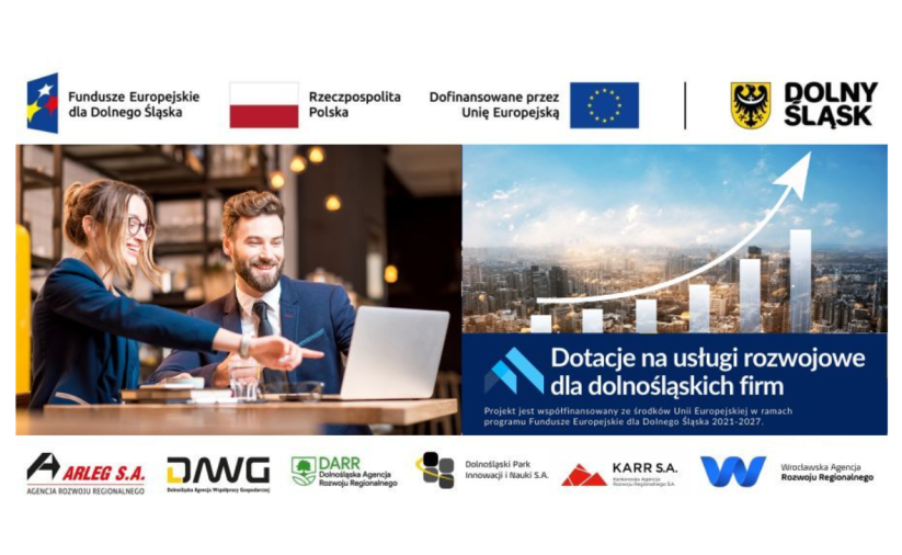 Dotacje na usługi rozwojowe dla dolnośląskich firm. W tle  dwoje osób  siedzi przed laptopem. Po prawej stronie grafika dekoracyjna.