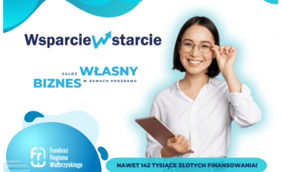 Po lewej stronie na jasnym tle napis Wsparcie w starcie, załóż własny biznes w ramach program. Po prawej stronie kobieta w okularach, w ręce trzyma skoroszyt.