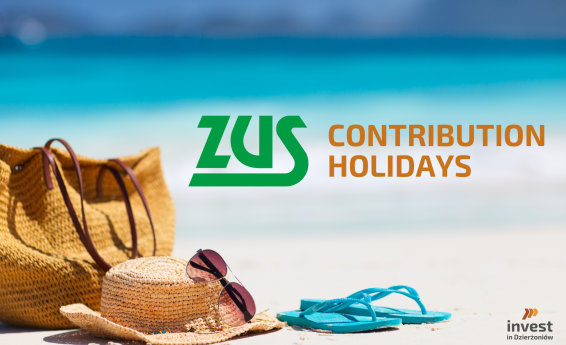 Beach and turquoise sea. There is a bag, a hat with light glasses and flip-flops on the beach. In the middle, the ZUS logo and the inscription: contribution holidays.